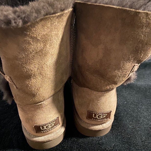 UGG Australia Bailey Button Boots - Picture 3 of 6